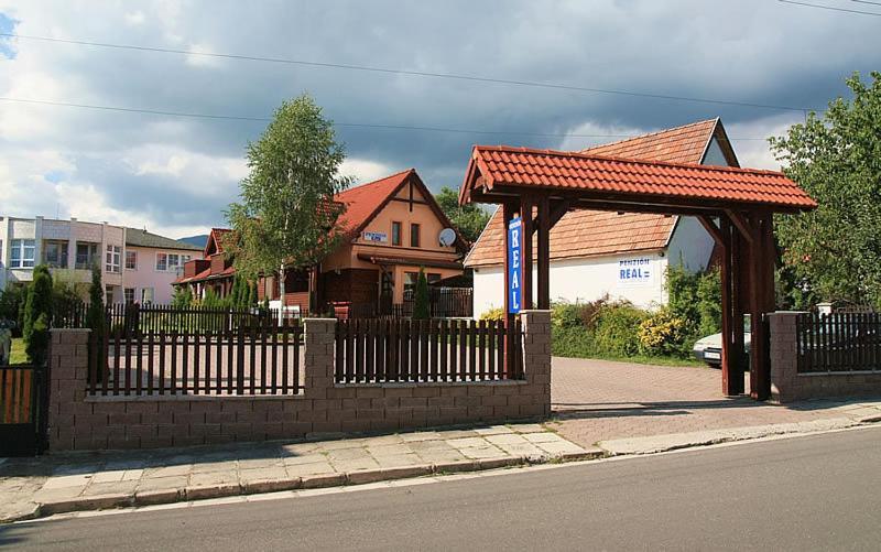 Penzion Real Žiar المظهر الخارجي الصورة